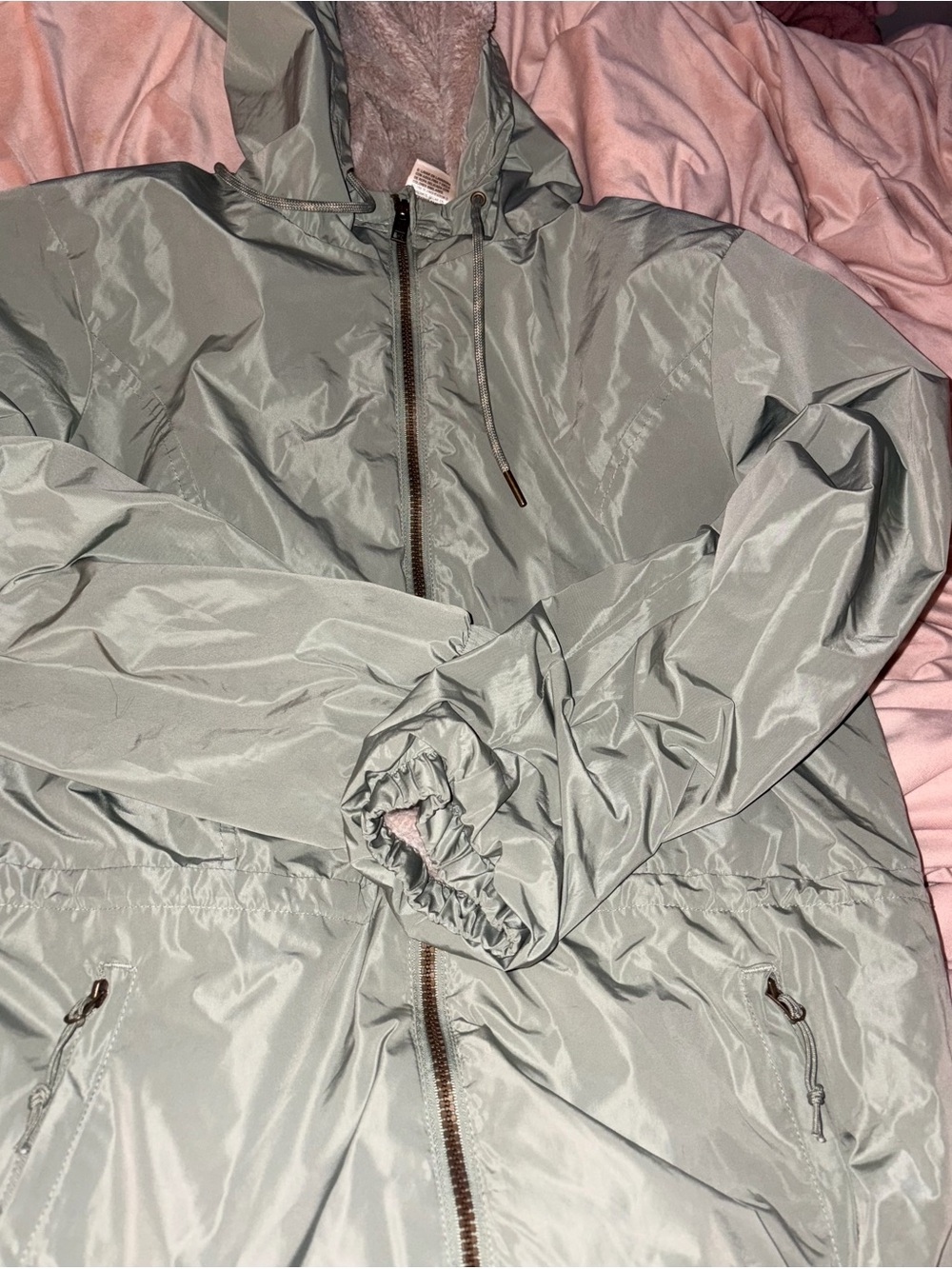 Women's Lightweight Hooded Avalanche Windbreaker Jacket - Sage Green